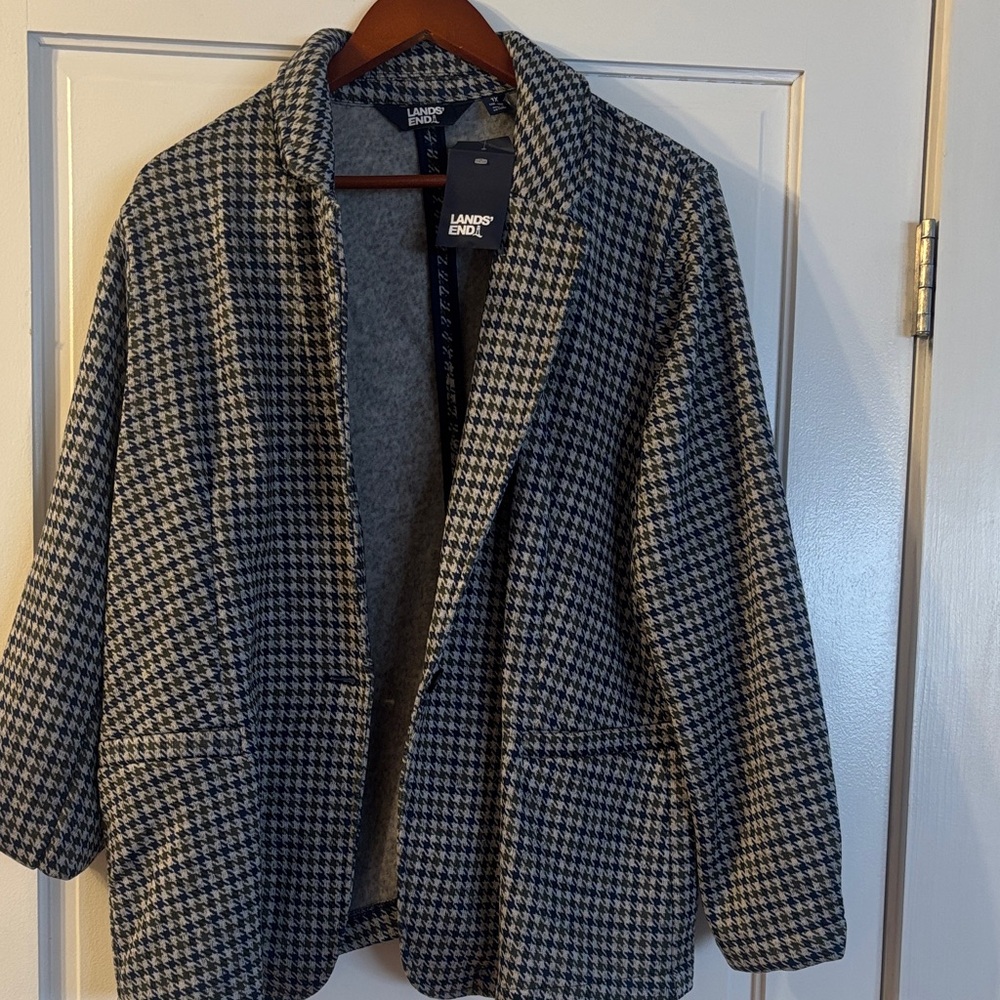Lands’ End women’s blazer, size 1X, new with tag